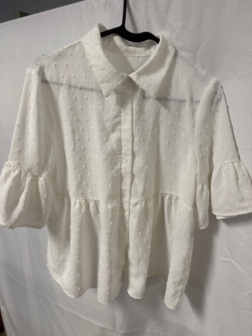 SHEIN White Swiss Dot Button-Front Peplum Top